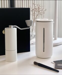 栗子C2 白色手動磨豆器和小U法壓壺